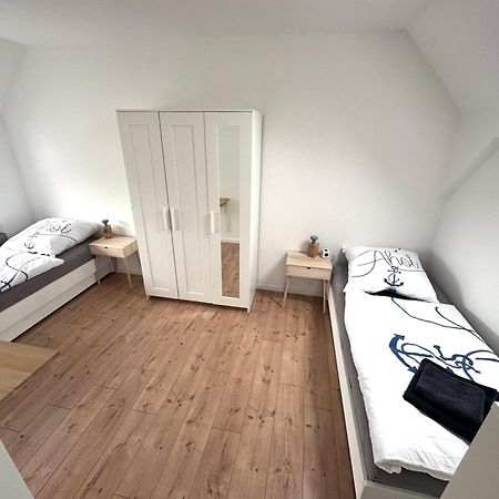 Grosse Ferienwohnung In Ostseenaehe Schonberg  Exterior foto